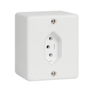 Tomada Fixa de Sobrepor Bipolar 2P + T 10A 250V Tomada Fixa de Sobrepor Bipolar 2P + T 10A 250V